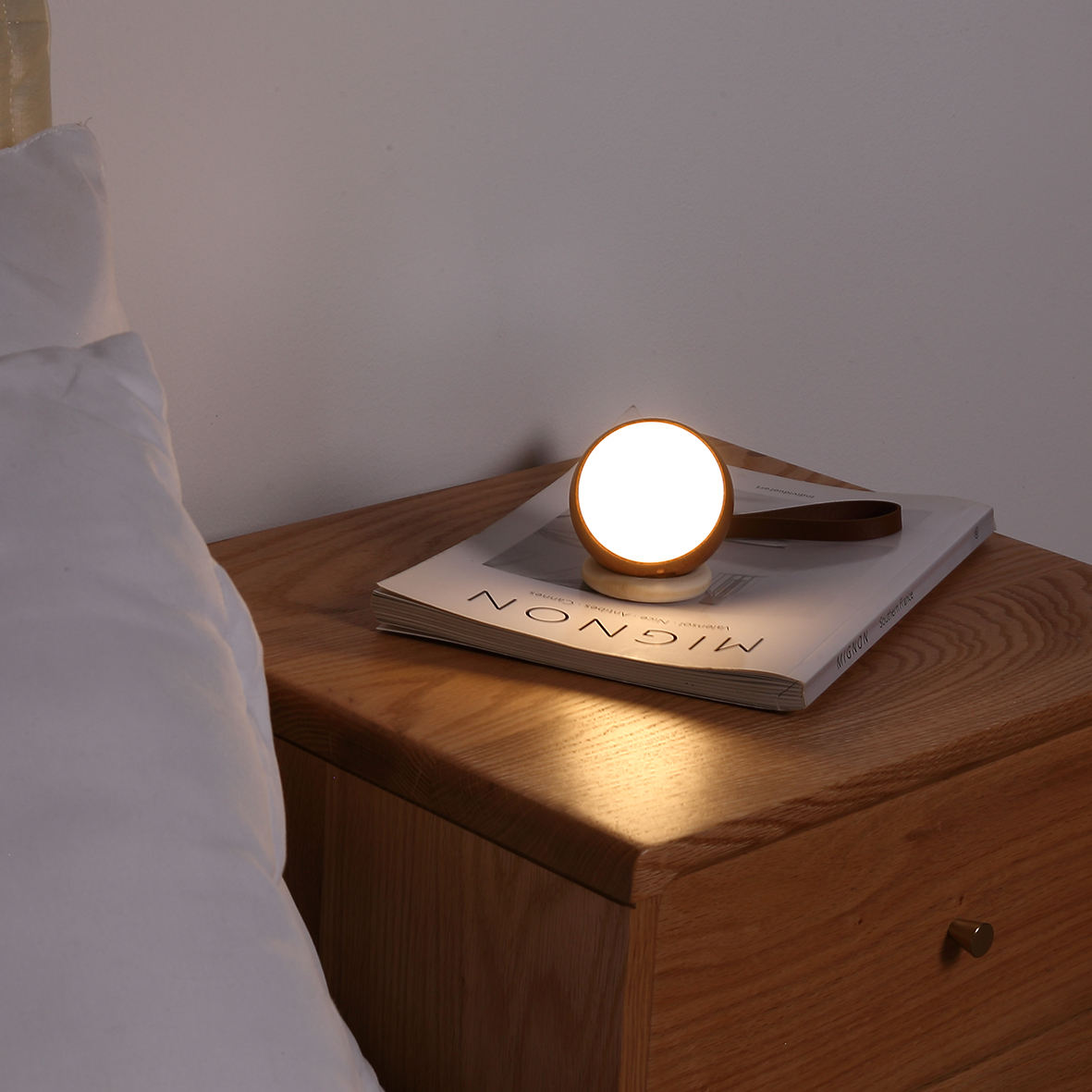 Søndra Glow Wall Lamp