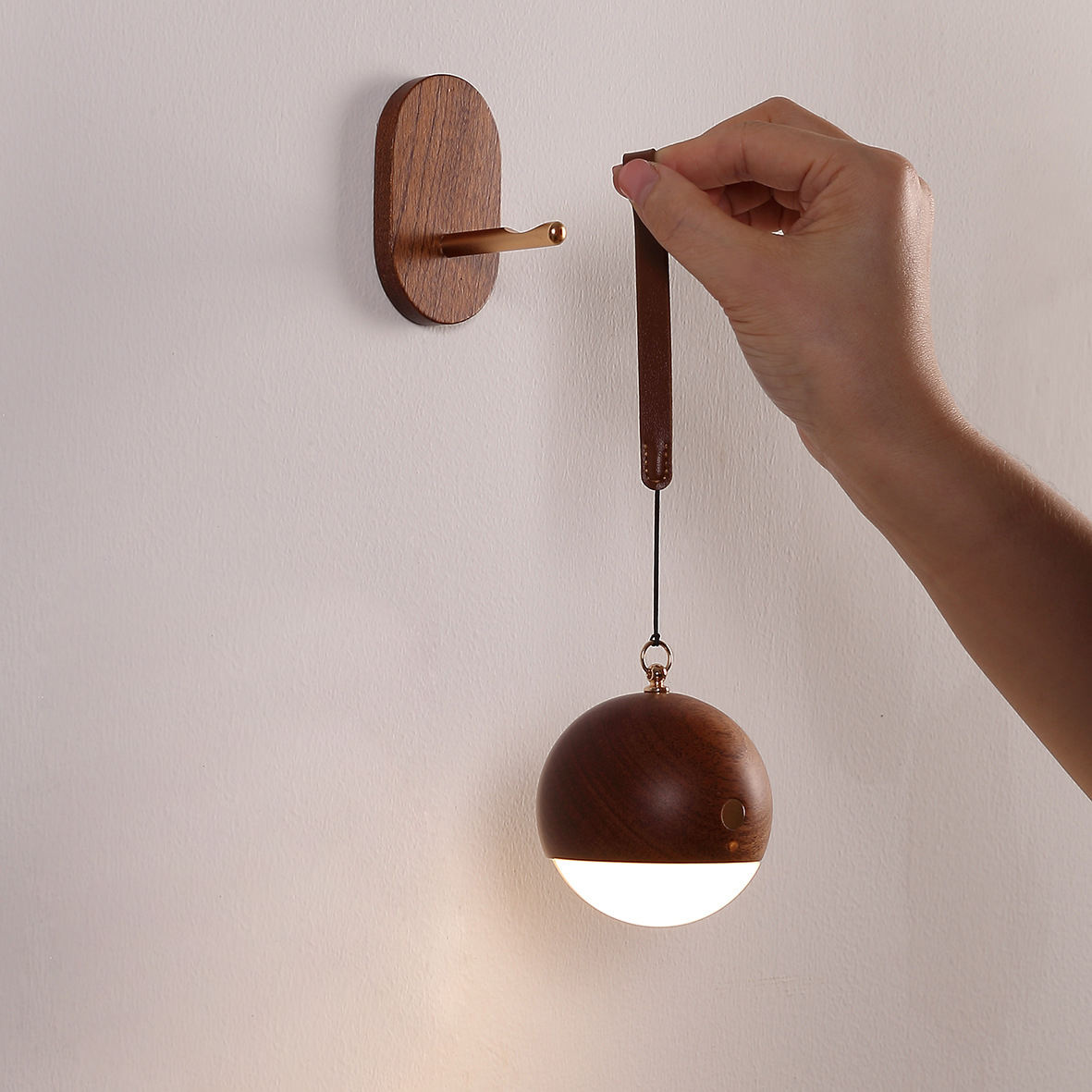 Søndra Glow Wall Lamp