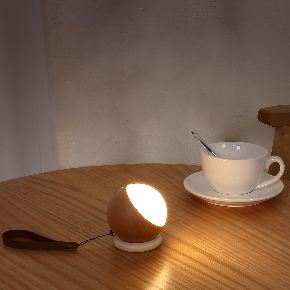 Søndra Glow Wall Lamp