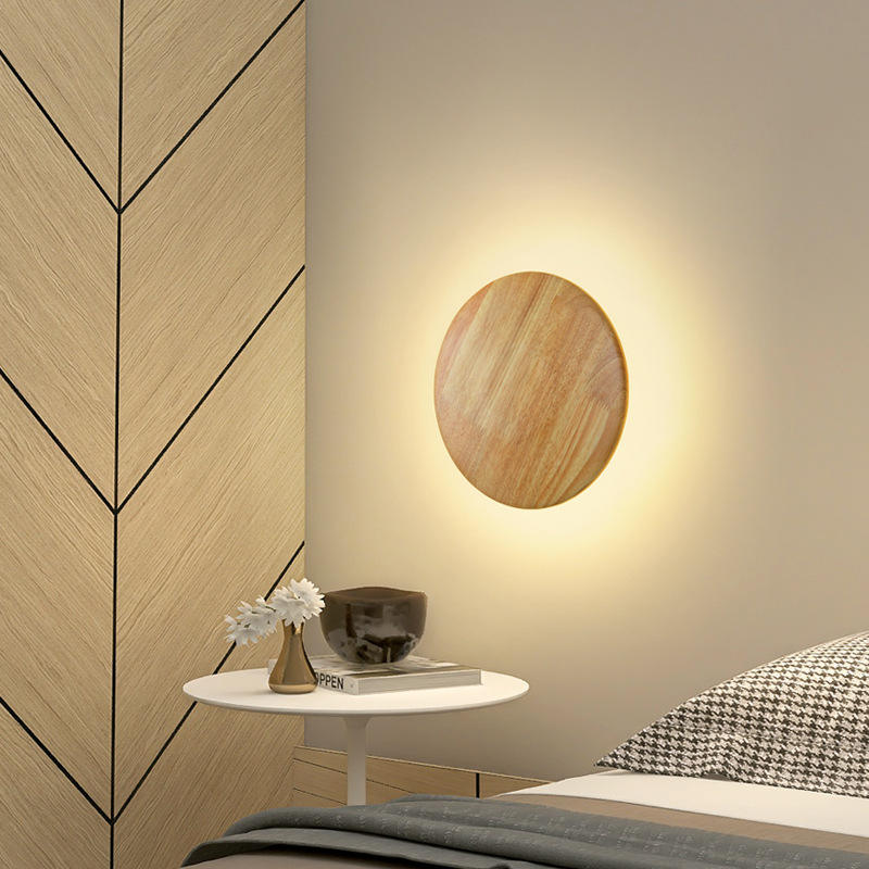 Solvik Wall Light