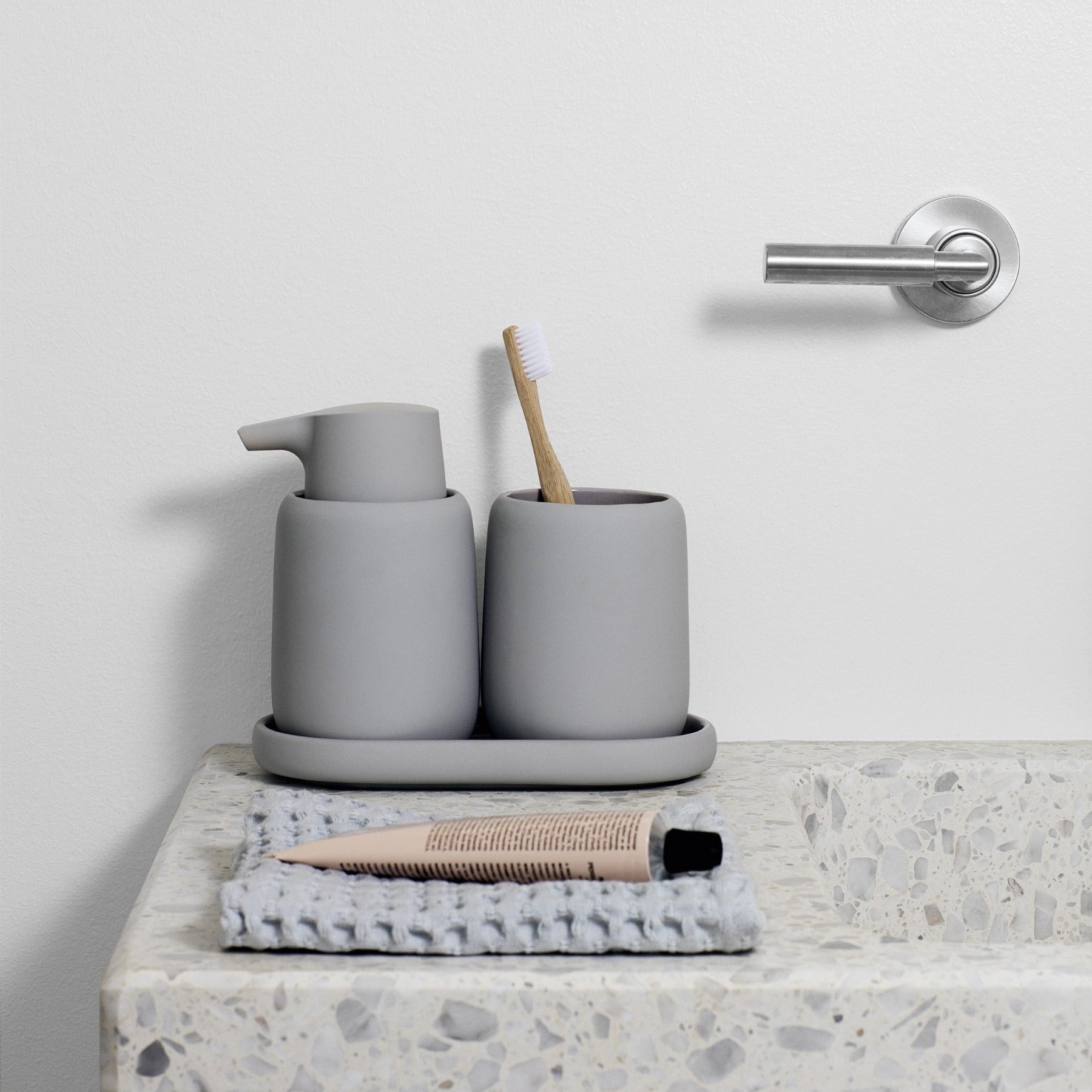 Sono Tray Bathroom Set